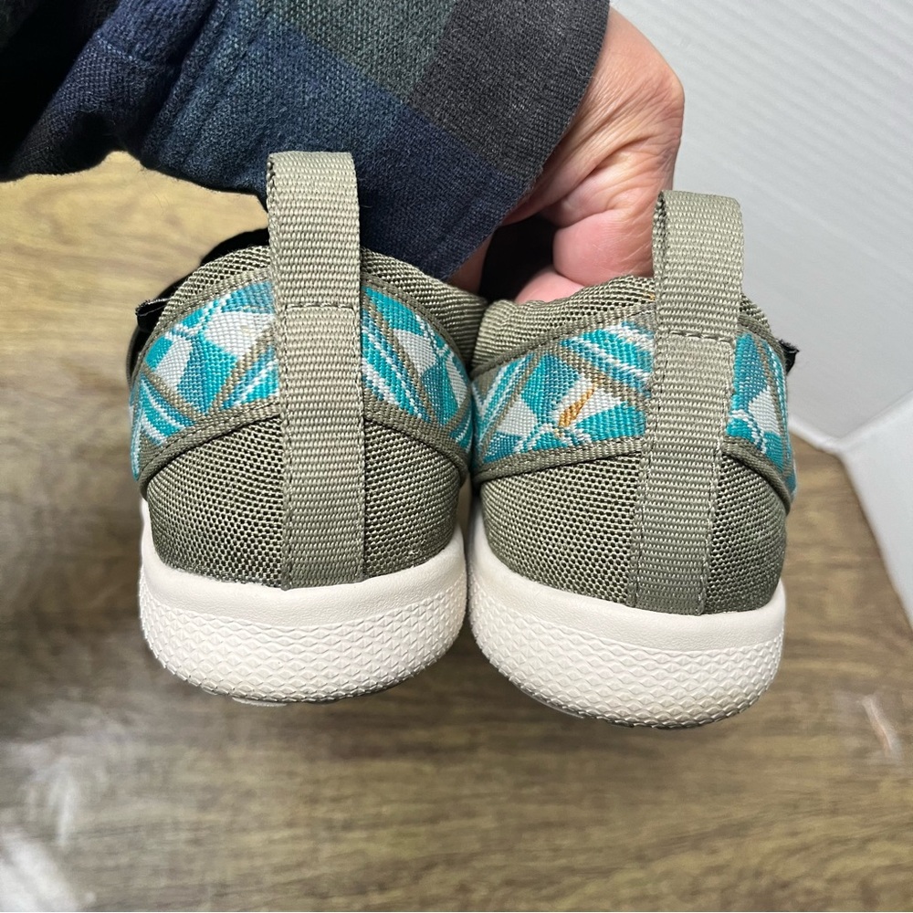 Teva Voya Slip On Canvas Green Sneakers Size 9 - Picture 7 of 12